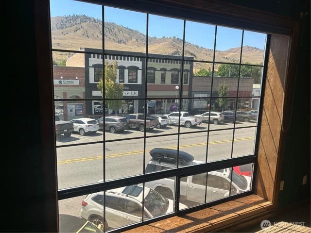Property photo for 105 N Emerson Street #203, Chelan photo 3