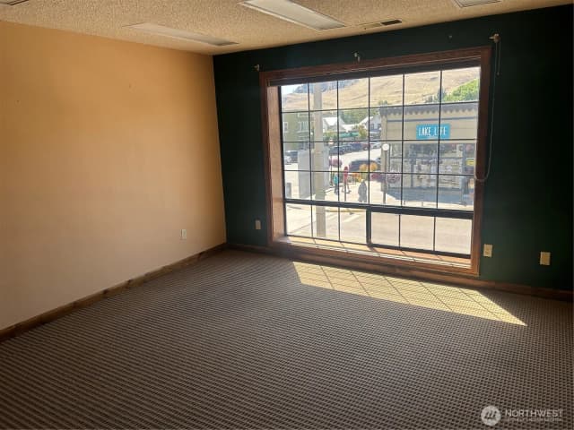 Property photo for 105 N Emerson Street #203, Chelan photo 2