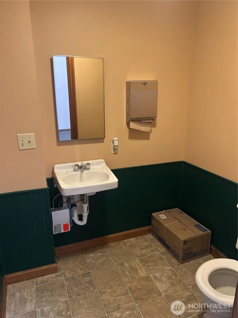 Property photo for 105 N Emerson Street #203, Chelan photo 9