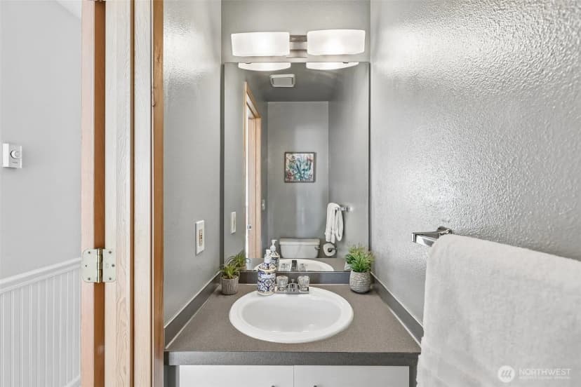 Property photo for 7226 Ne 171st Lane, Kenmore photo 13