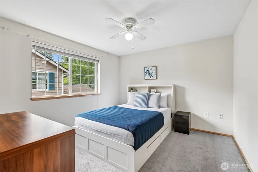Property photo for 7226 Ne 171st Lane, Kenmore photo 15