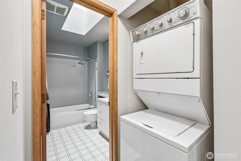 Property photo for 7226 Ne 171st Lane, Kenmore photo 17