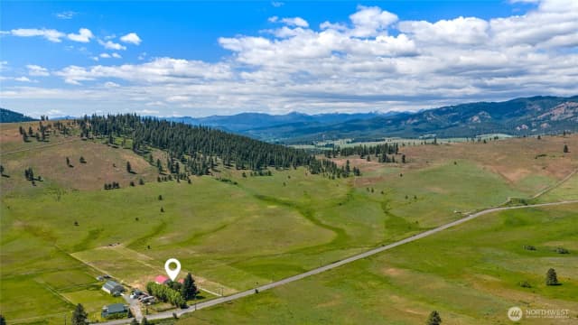 Property photo for 1371 Bettas Road, Cle Elum photo 3