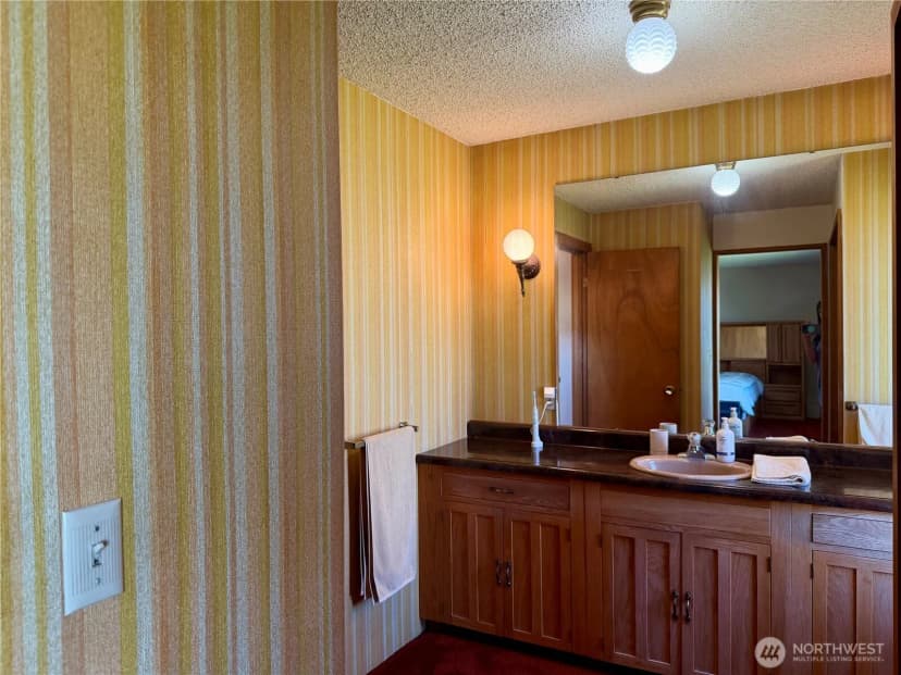 Property photo for 705 Ne Blake Avenue, Wilbur photo 17