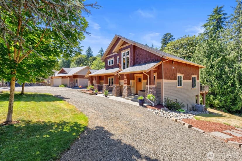 Property photo for 1956 Ne Trail Way, Poulsbo photo 2
