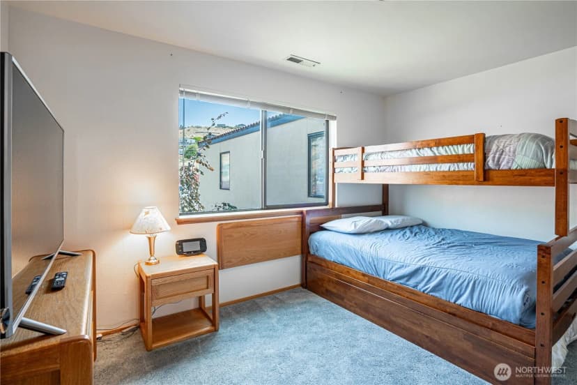 Property photo for 100 Lake Chelan Shores #17-11, Chelan photo 11