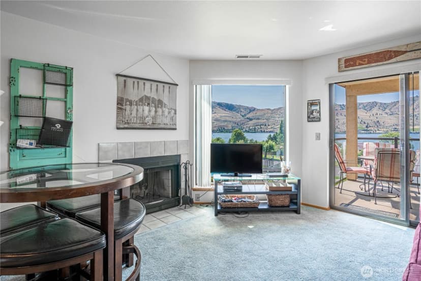 Property photo for 100 Lake Chelan Shores #17-11, Chelan