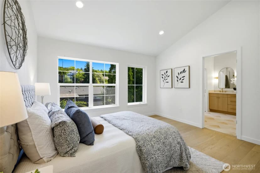 Property photo for 5948 18 Avenue Sw #2, Seattle photo 25
