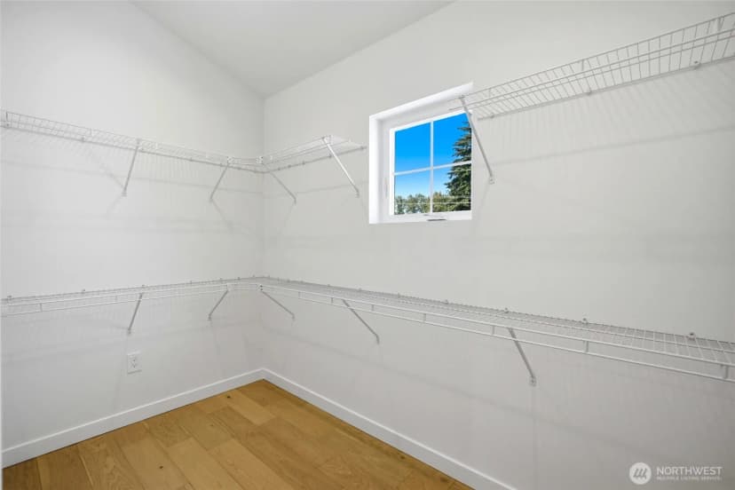 Property photo for 5948 18 Avenue Sw #2, Seattle photo 28