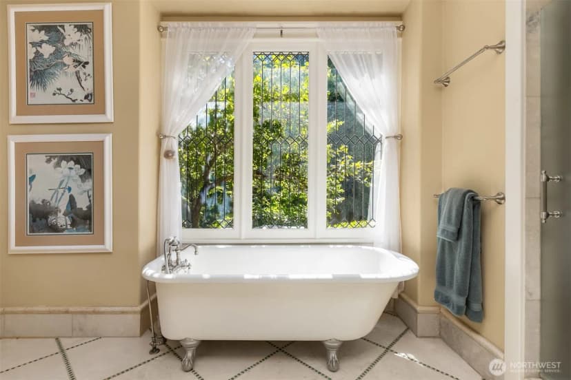 Property photo for 7205 Ne Dolphin Drive, Bainbridge Island photo 21