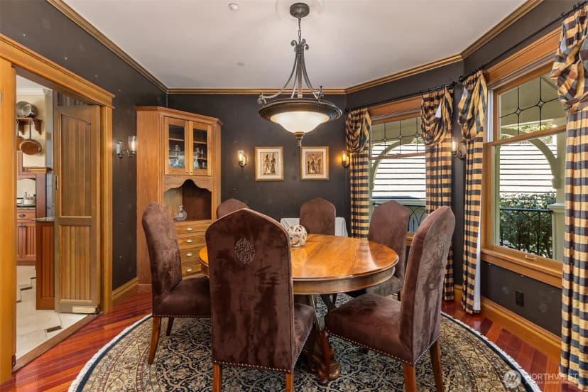 Property photo for 7205 Ne Dolphin Drive, Bainbridge Island photo 11