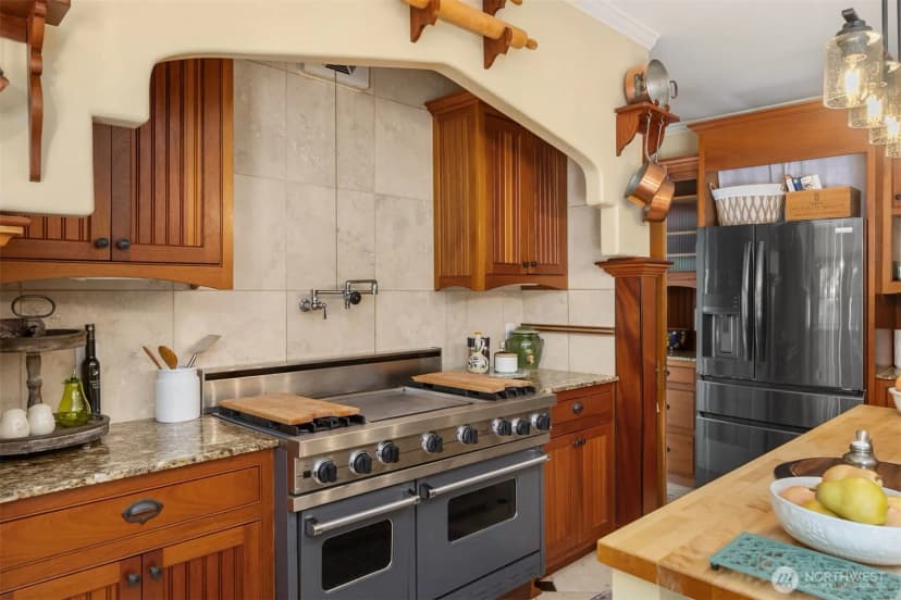 Property photo for 7205 Ne Dolphin Drive, Bainbridge Island photo 14