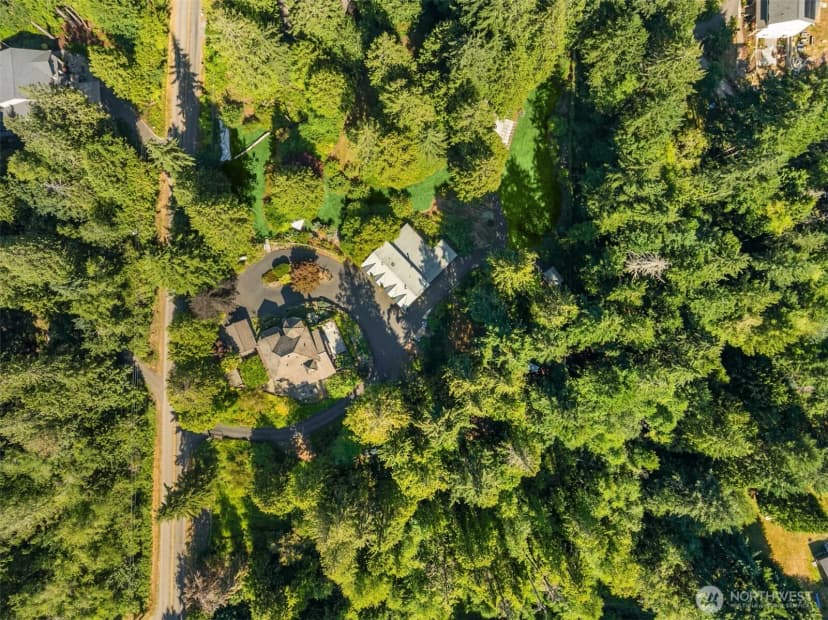 Property photo for 7205 Ne Dolphin Drive, Bainbridge Island photo 38