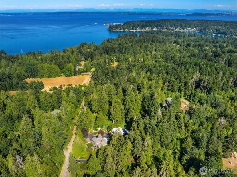 Property photo for 7205 Ne Dolphin Drive, Bainbridge Island photo 39