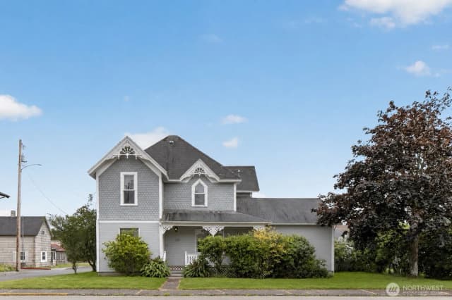 Property photo for 231 Spruce Street, Ilwaco