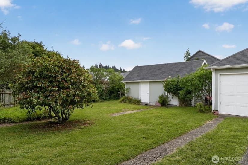 Property photo for 231 Spruce Street, Ilwaco photo 28