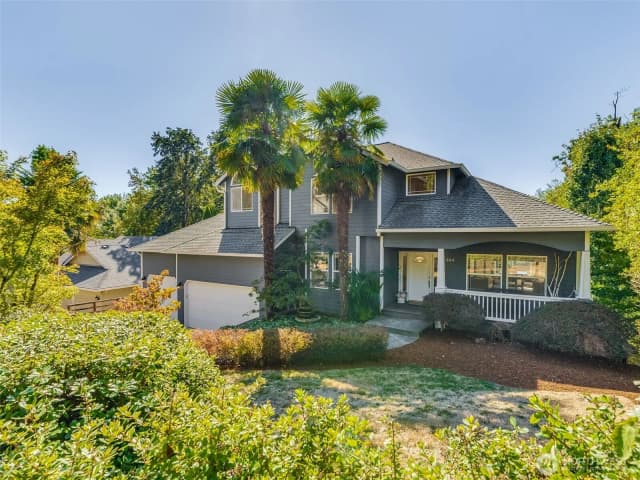 Property photo for 304 Ne 14th Avenue, Battle Ground