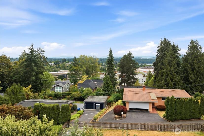 Property photo for 2444 72nd Avenue Se, Mercer Island photo 16