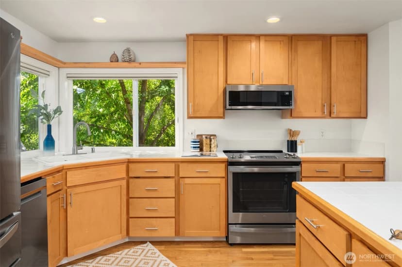 Property photo for 4054 54th Avenue Sw, Seattle photo 11