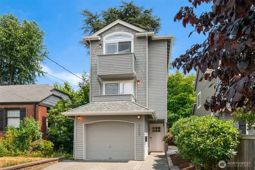 Property photo for 4054 54th Avenue Sw, Seattle