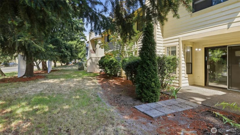Property photo for 24931 109th Place Se #48b, Kent photo 31