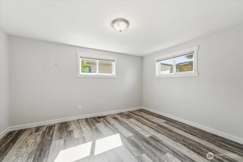Property photo for 119 W Gibson Avenue, Chelan photo 18