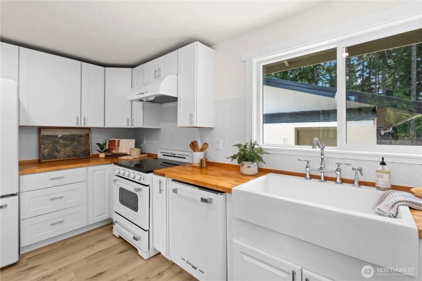 Property photo for 14021 133rd Street Nw, Gig Harbor photo 16
