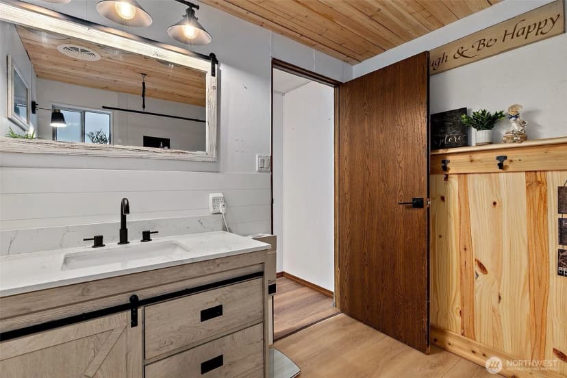 Property photo for 14011 Hollyburn Lane Nw, Gig Harbor photo 24