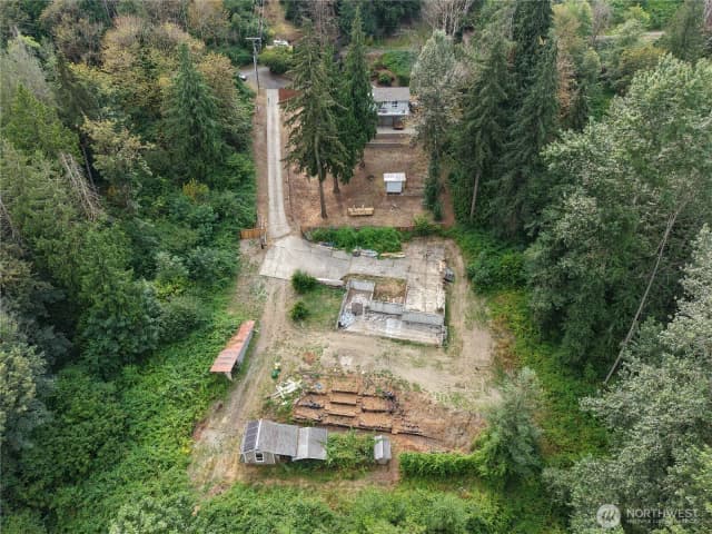 Property photo for 321 68th Avenue E, Tacoma photo 4