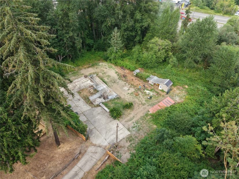 Property photo for 321 68th Avenue E, Tacoma