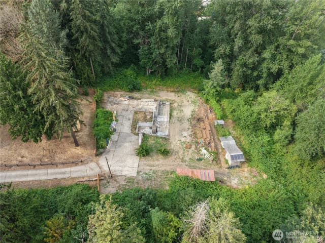 Property photo for 321 68th Avenue E, Tacoma photo 2