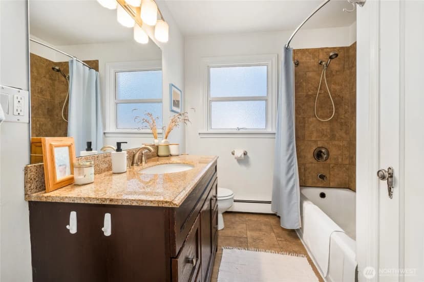 Property photo for 8526 17th Avenue Ne, Seattle photo 20