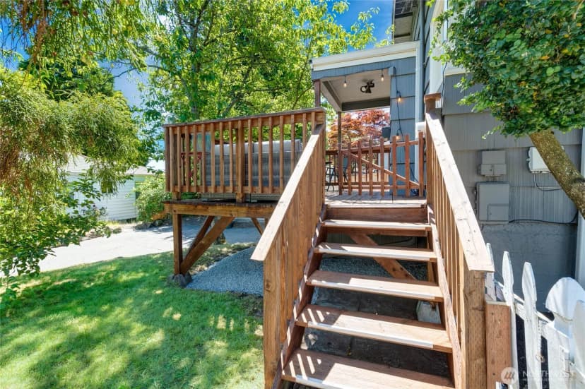 Property photo for 8526 17th Avenue Ne, Seattle photo 29