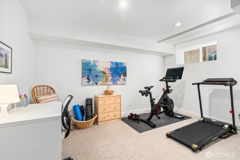 Property photo for 8526 17th Avenue Ne, Seattle photo 25