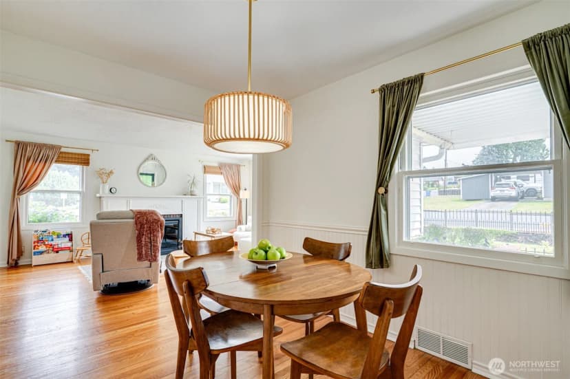 Property photo for 813 N 16th Avenue, Kelso photo 6