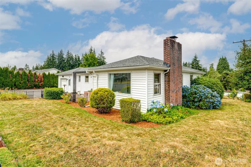 Property photo for 813 N 16th Avenue, Kelso photo 25