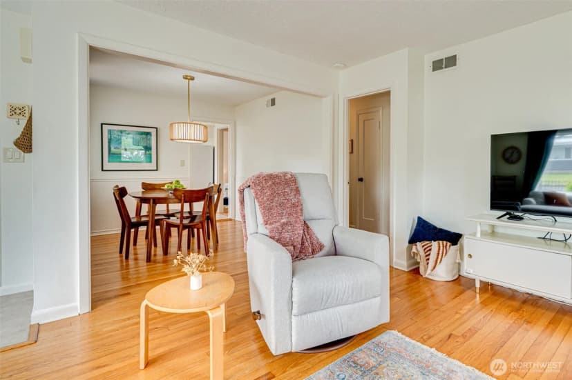 Property photo for 813 N 16th Avenue, Kelso photo 5