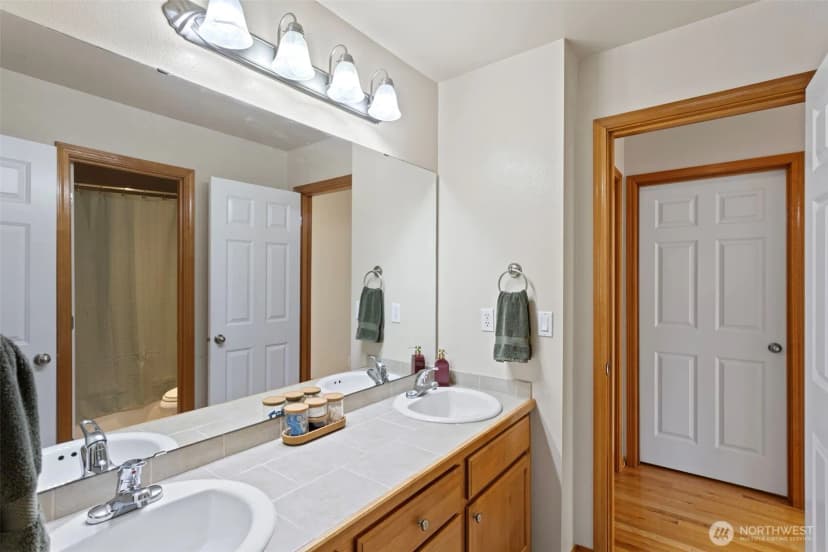 Property photo for 3904 172nd Street Sw, Lynnwood photo 30