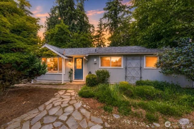Property photo for 2427 200th Place Sw, Lynnwood