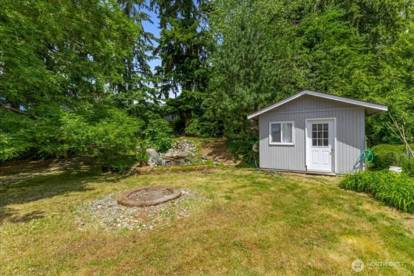 Property photo for 2427 200th Place Sw, Lynnwood photo 28