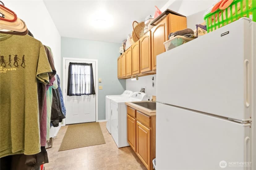 Property photo for 101 S 16th Street, Elma photo 28