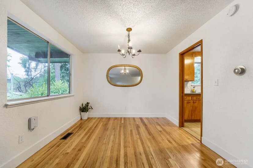 Property photo for 11502 93rd Avenue Sw, Lakewood photo 8