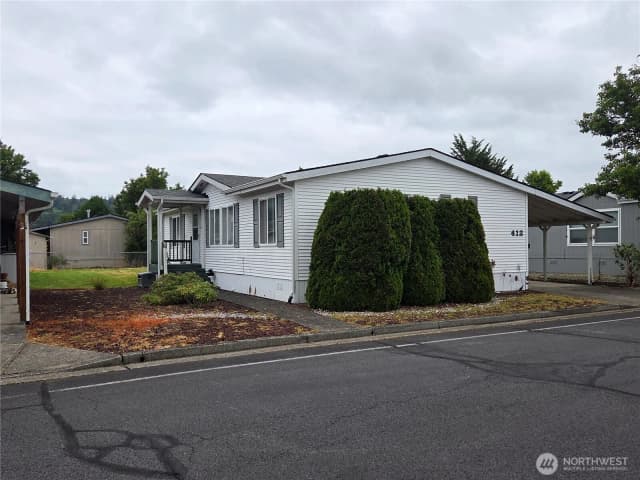 Property photo for 412 Quail Lane, Longview