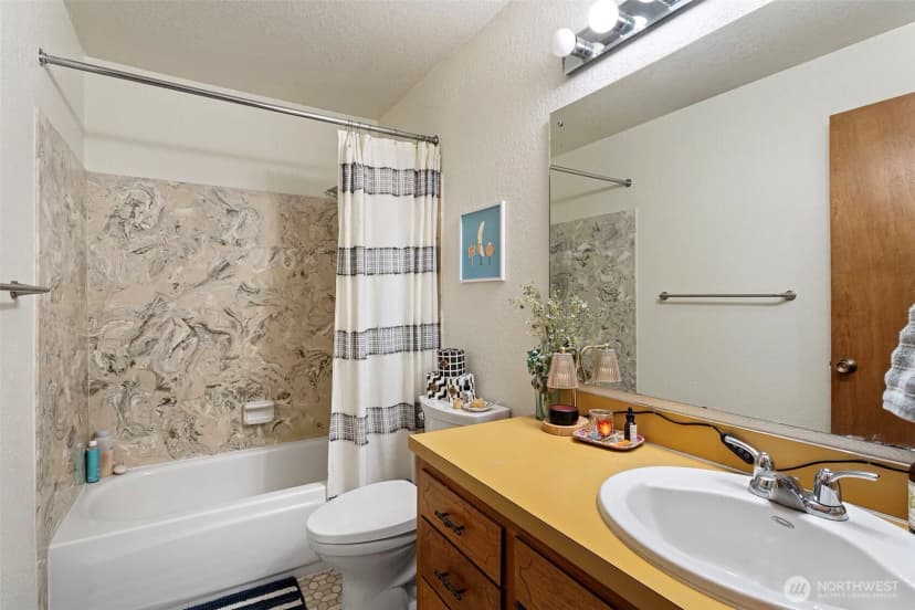 Property photo for 6013 4th Avenue Nw, Seattle photo 11