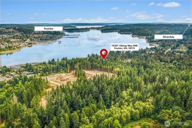 Property photo for 19301 Viking Avenue Nw, Poulsbo photo 2