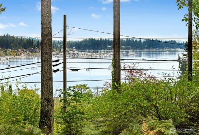 Property photo for 19301 Viking Avenue Nw, Poulsbo photo 5