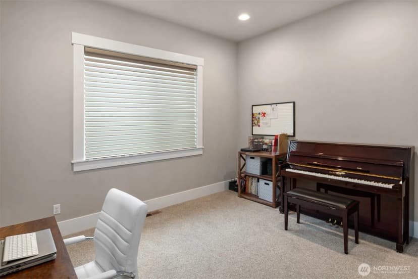 Property photo for 6509 Se 6th Street, Renton photo 31