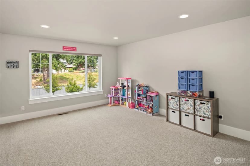 Property photo for 6509 Se 6th Street, Renton photo 25