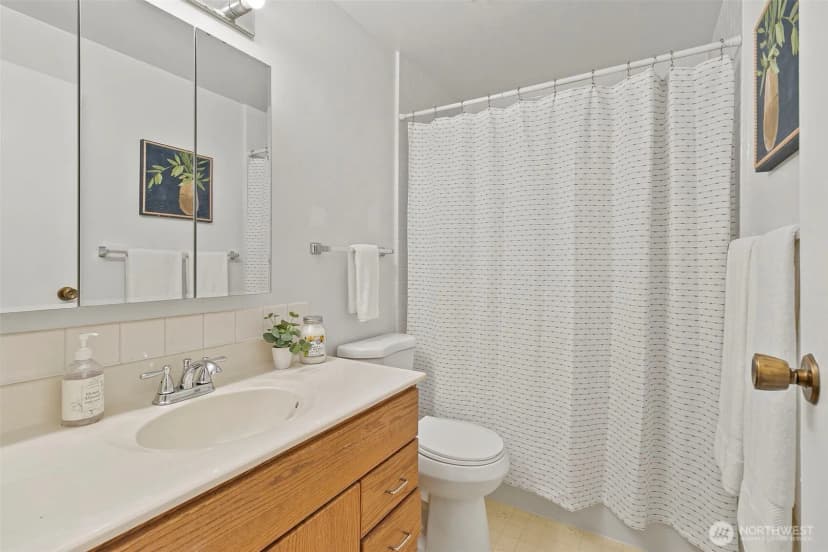 Property photo for 25312 45th Avenue S, Kent photo 23