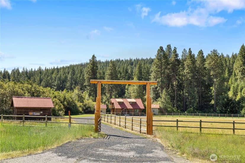 Property photo for 9940 Hwy 970, Cle Elum photo 2